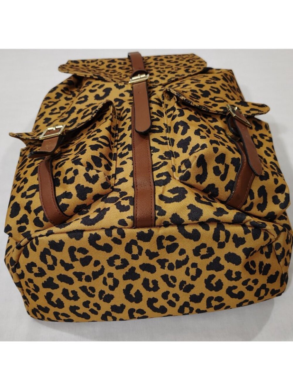 No Boundaries Cargo Backpack Leopard Print Yellow Black Magnetic Snap Pockets - Picture 3 of 16